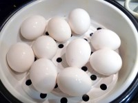 как отварить яйца в мультиварке