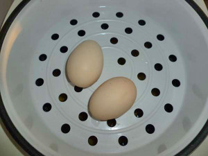 яйца в мультиварке