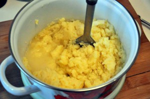 пюрировать картофель