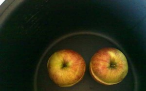 яблоки с медом и корицей