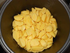 картофель в мультиварке